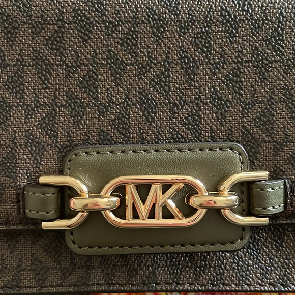 Michael Kors small bag - Picture 5 of 8